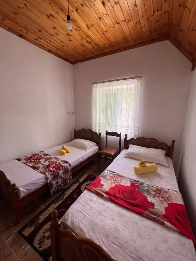 Bujtina Milani Bed & Breakfast Shkoder
